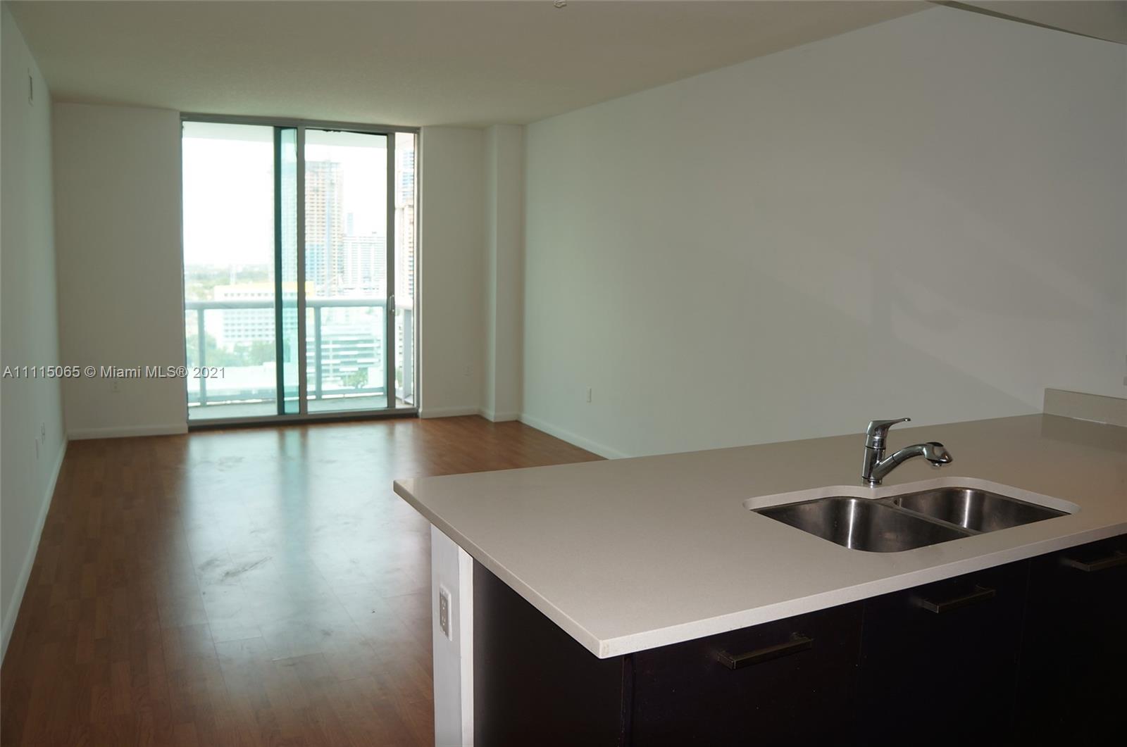 GALLERY ART CONDO - Residential Lease