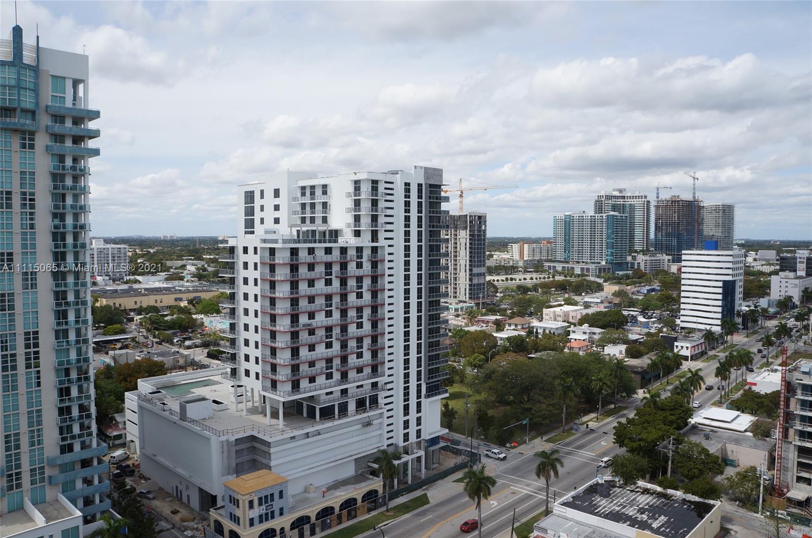 GALLERY ART CONDO - Residential Lease
