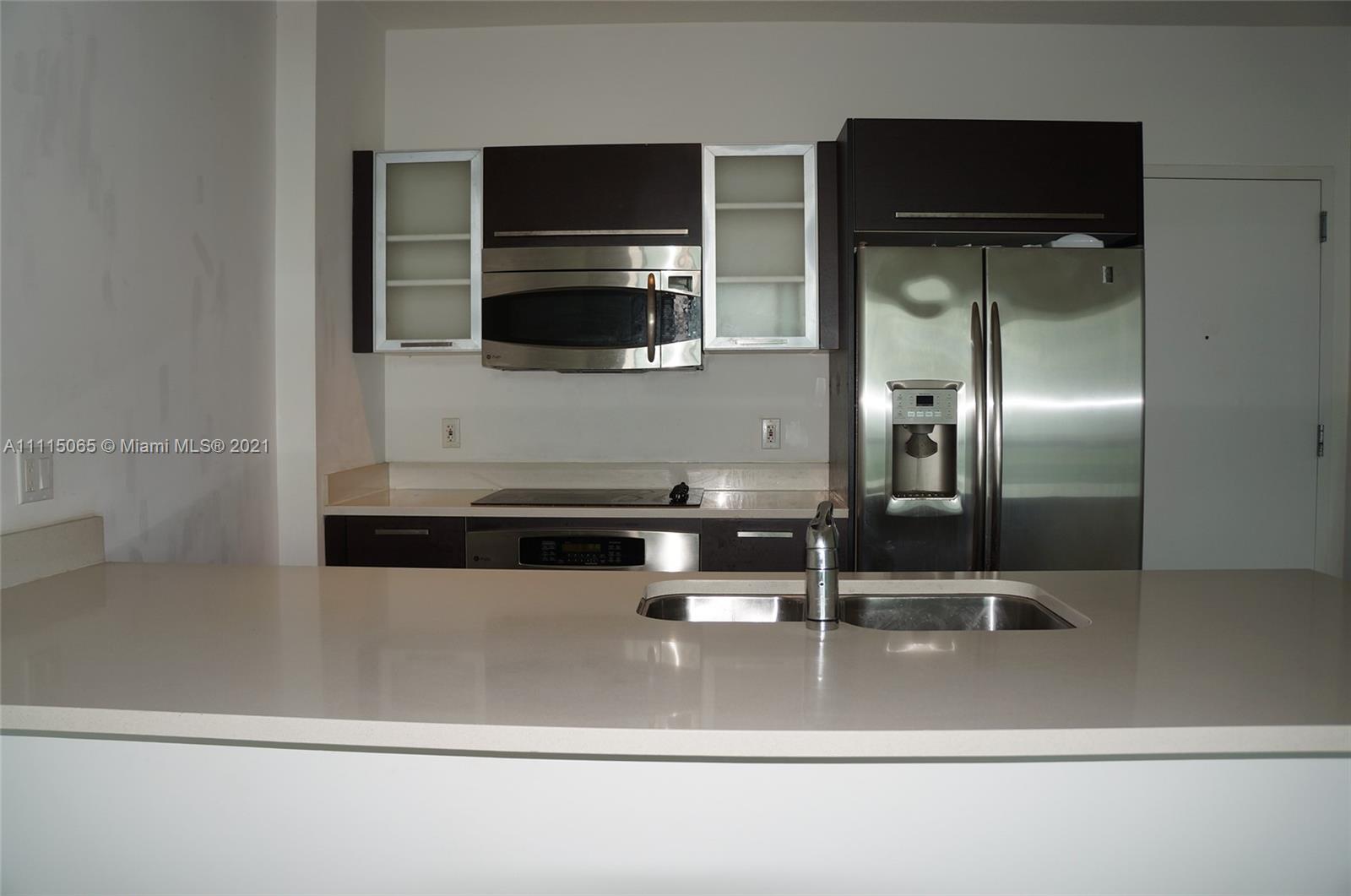 GALLERY ART CONDO - Residential Lease