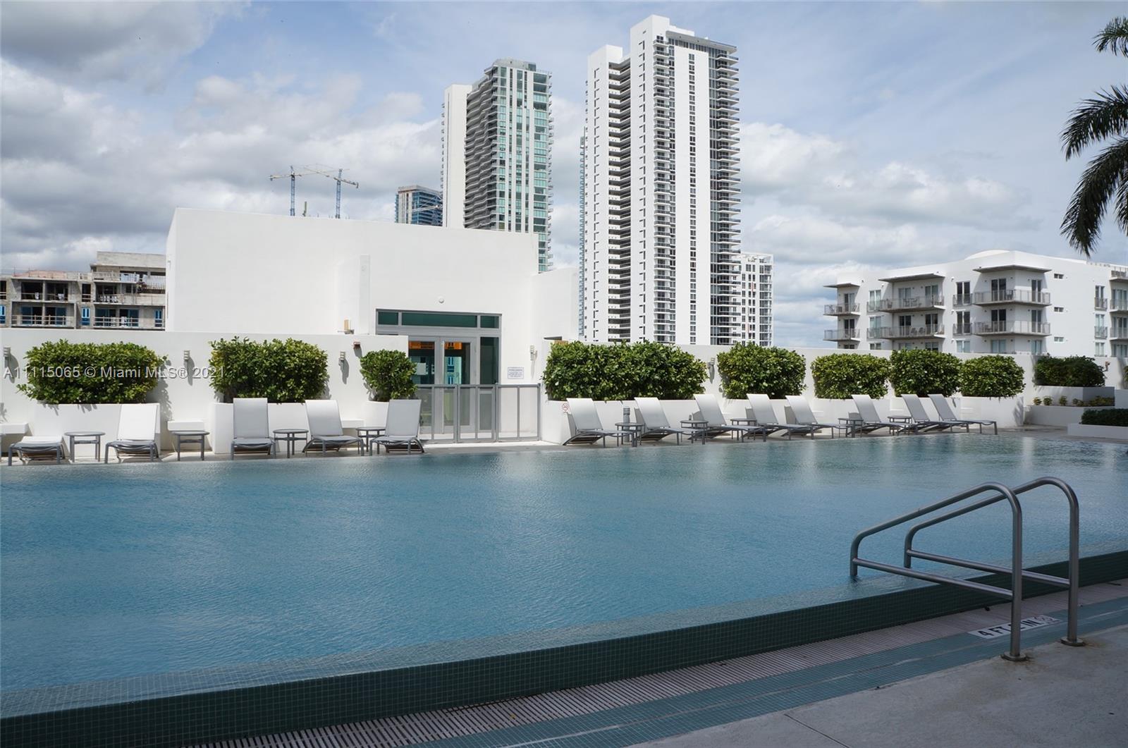 GALLERY ART CONDO - Residential Lease