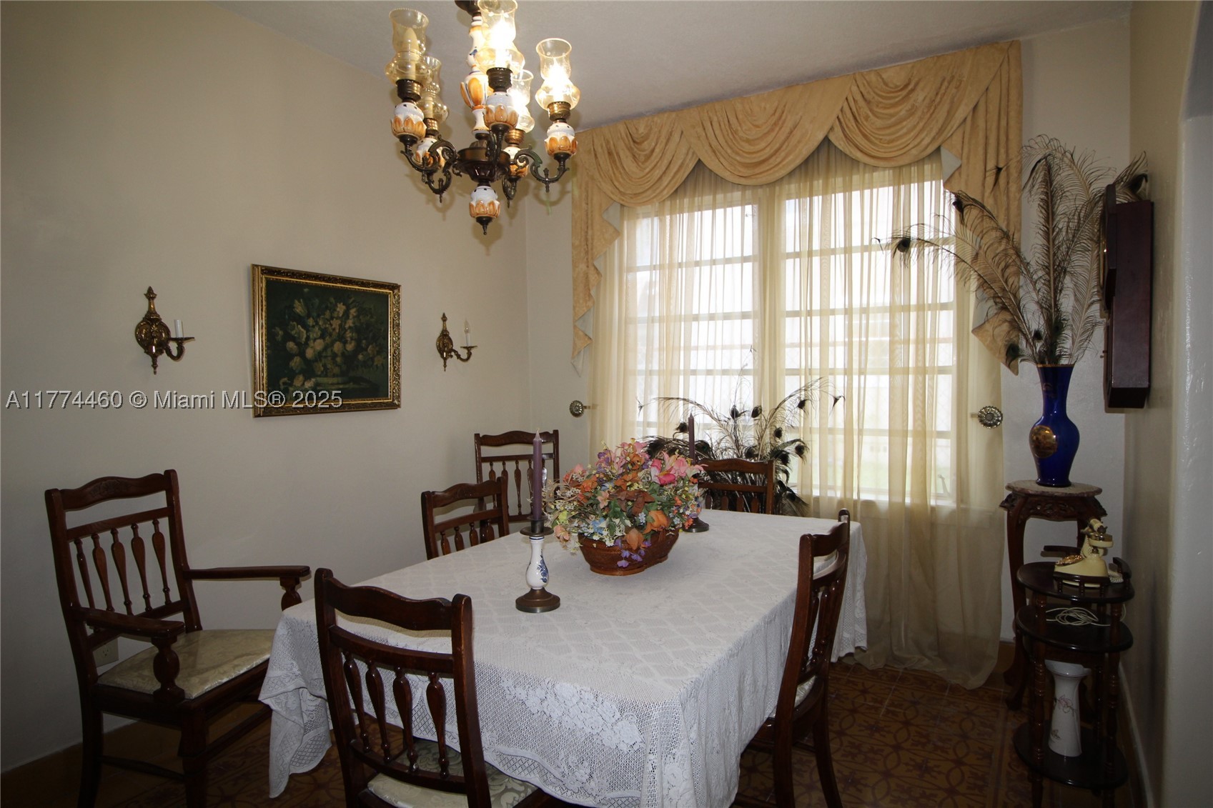 OAK TERRACE - Residential Income
