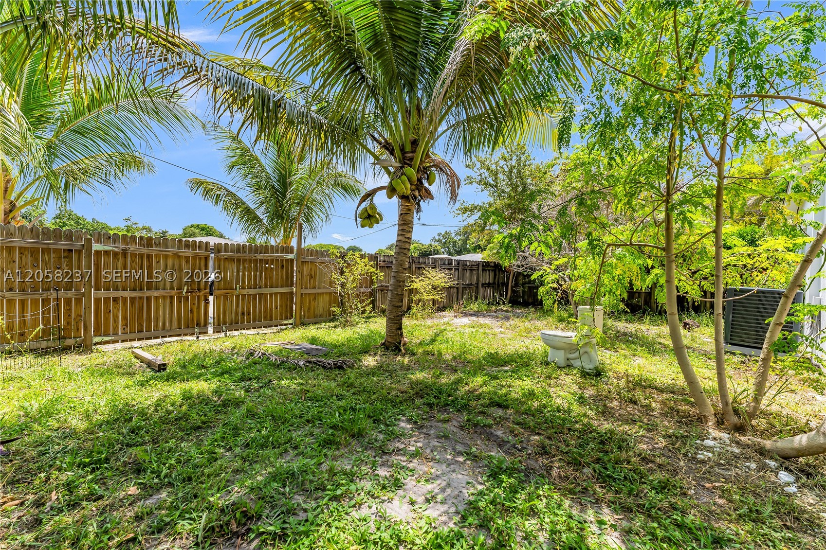 LAKE FOREST SEC 4 - Residential