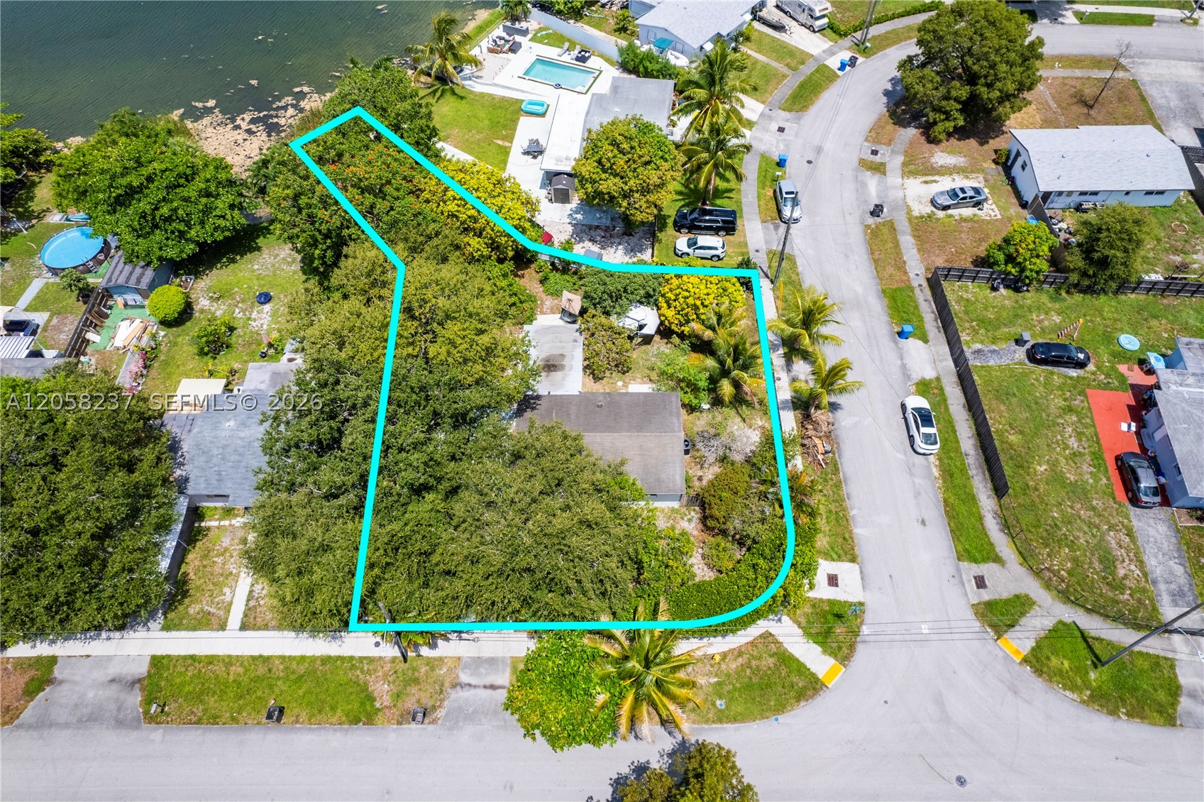 LAKE FOREST SEC 4 - Residential