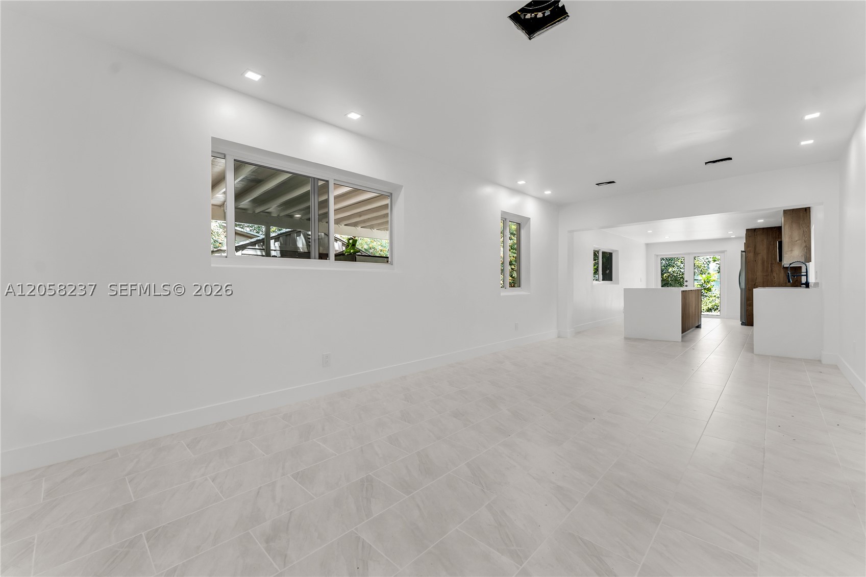 LAKE FOREST SEC 4 - Residential