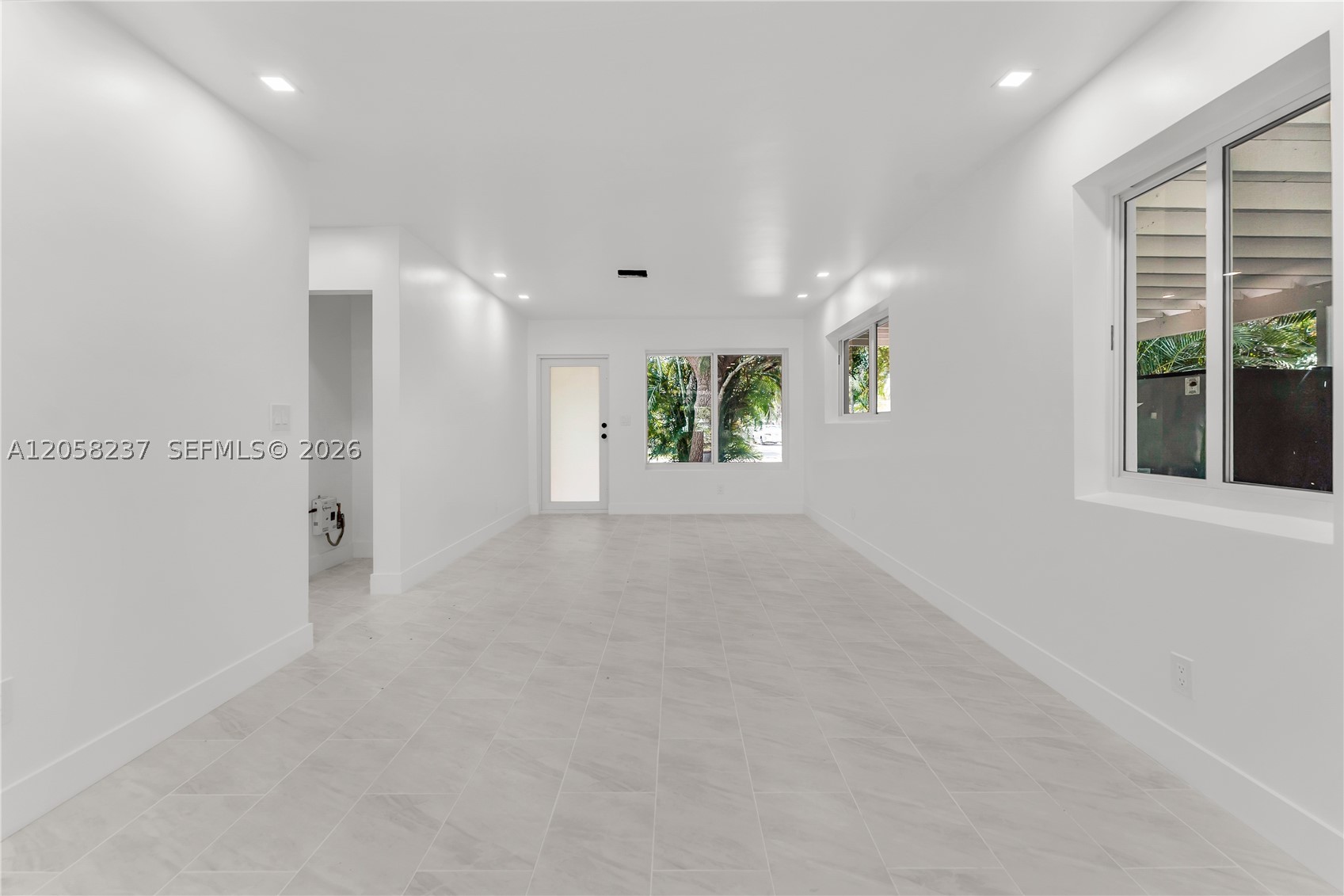 LAKE FOREST SEC 4 - Residential