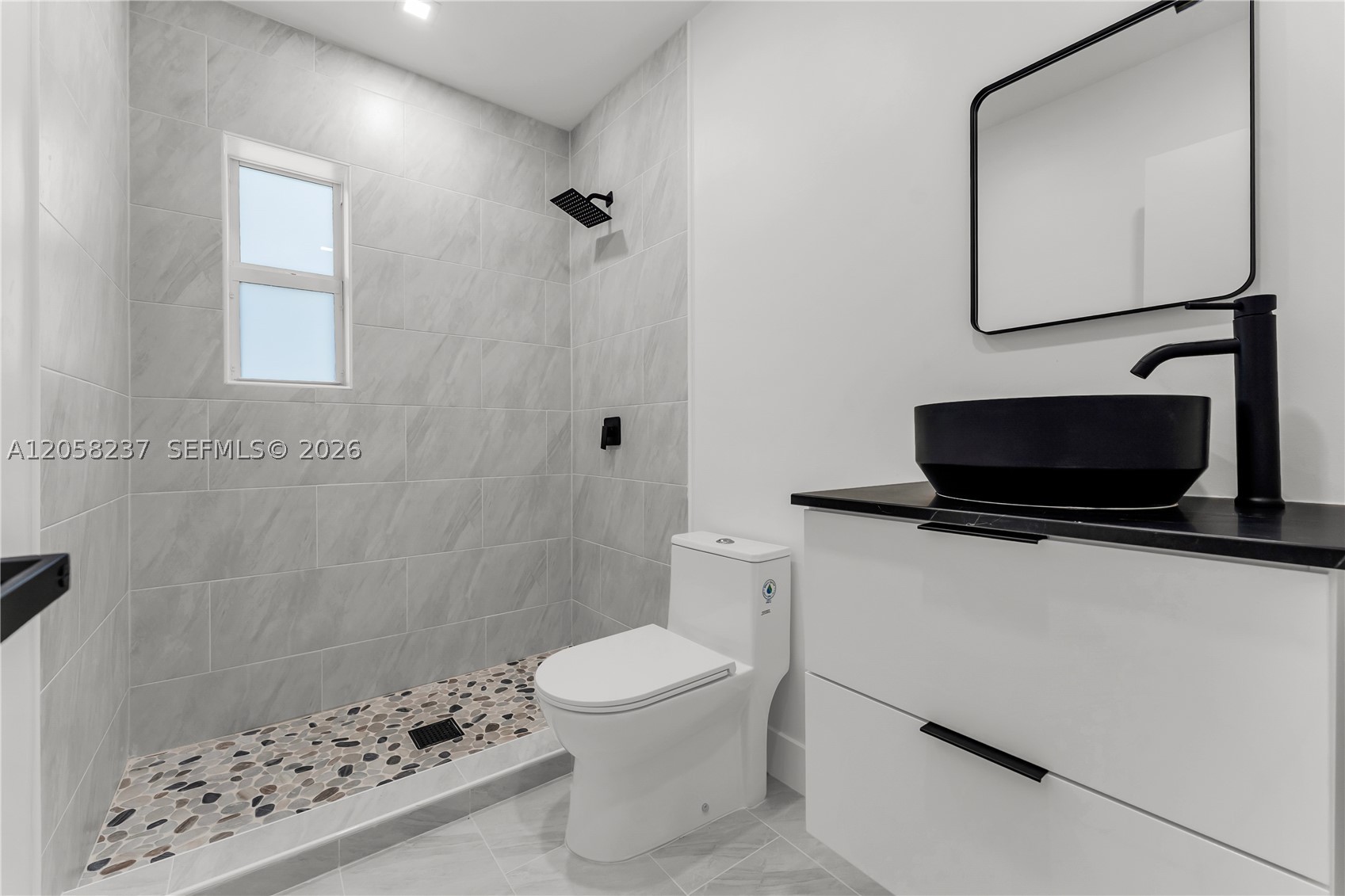 LAKE FOREST SEC 4 - Residential