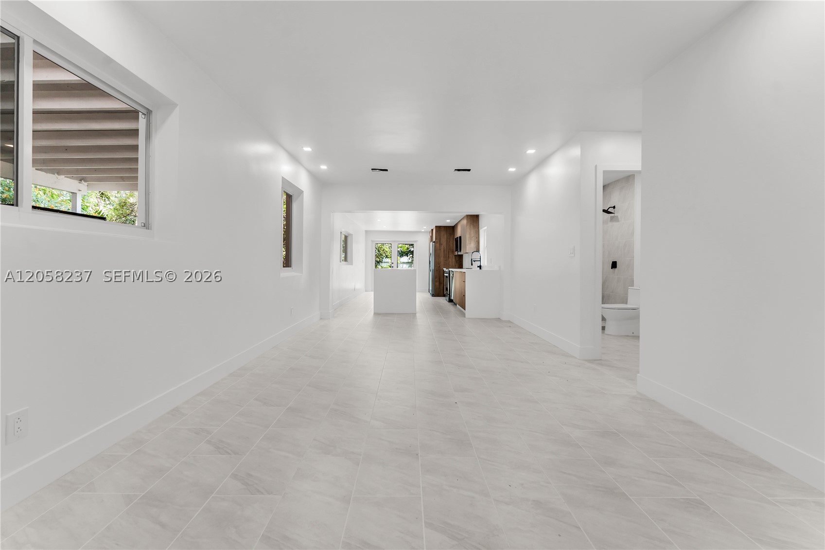 LAKE FOREST SEC 4 - Residential