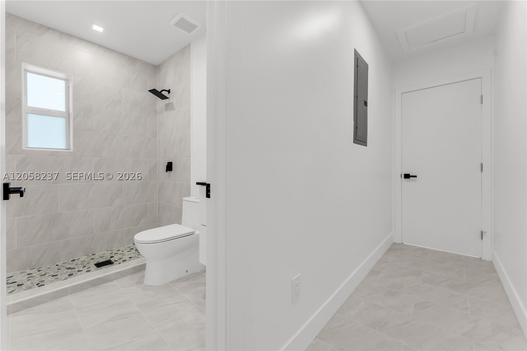 LAKE FOREST SEC 4 - Residential