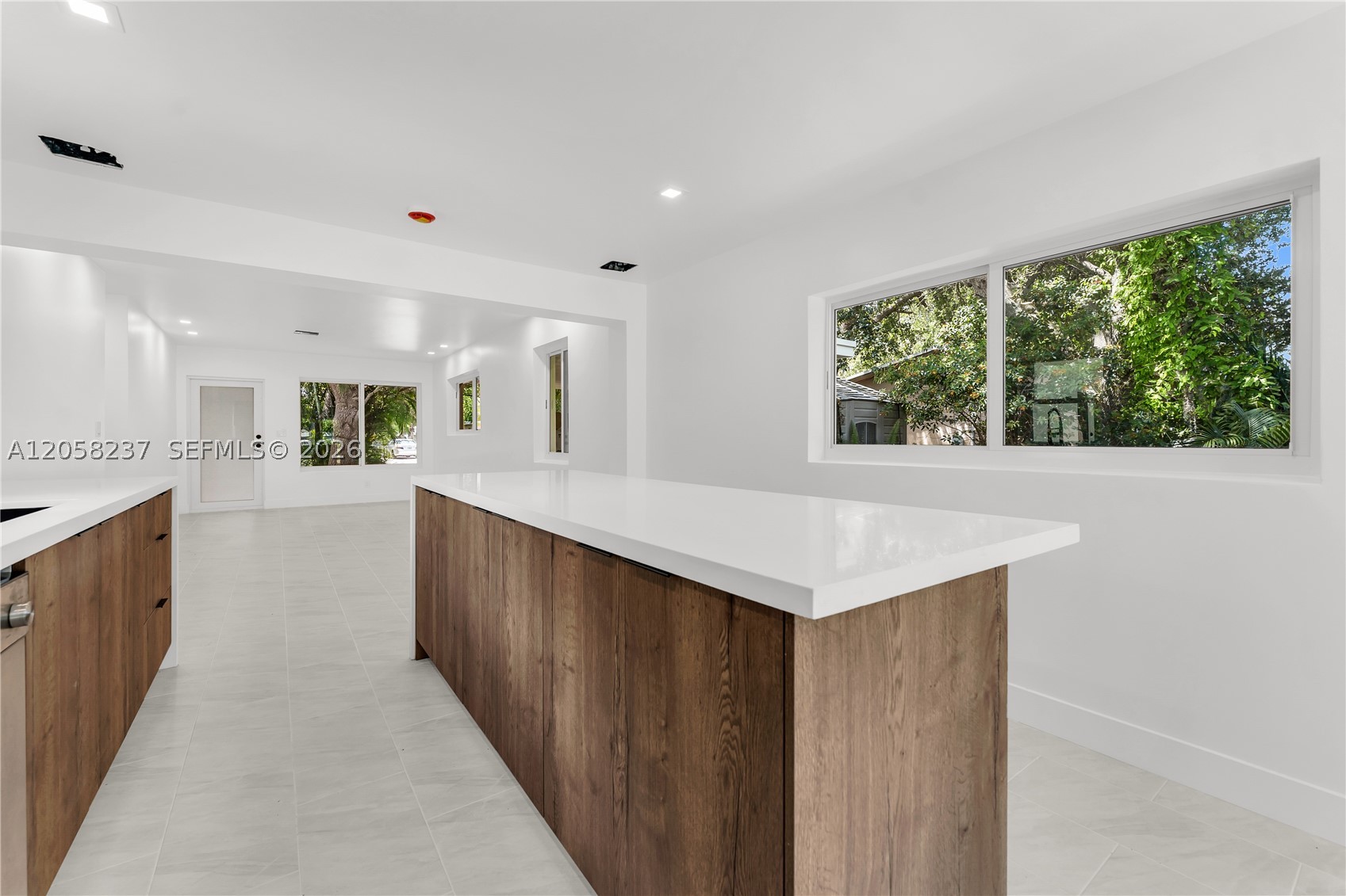 LAKE FOREST SEC 4 - Residential