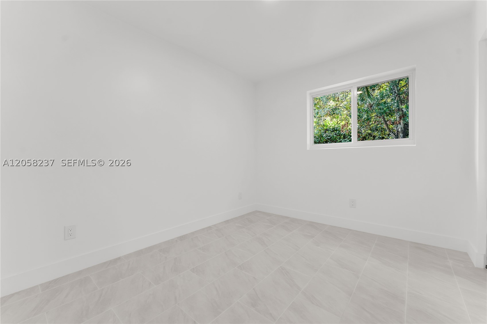 LAKE FOREST SEC 4 - Residential