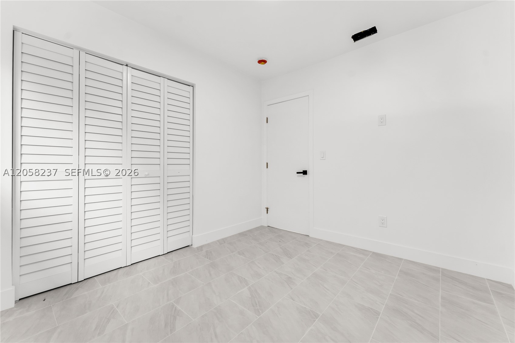 LAKE FOREST SEC 4 - Residential