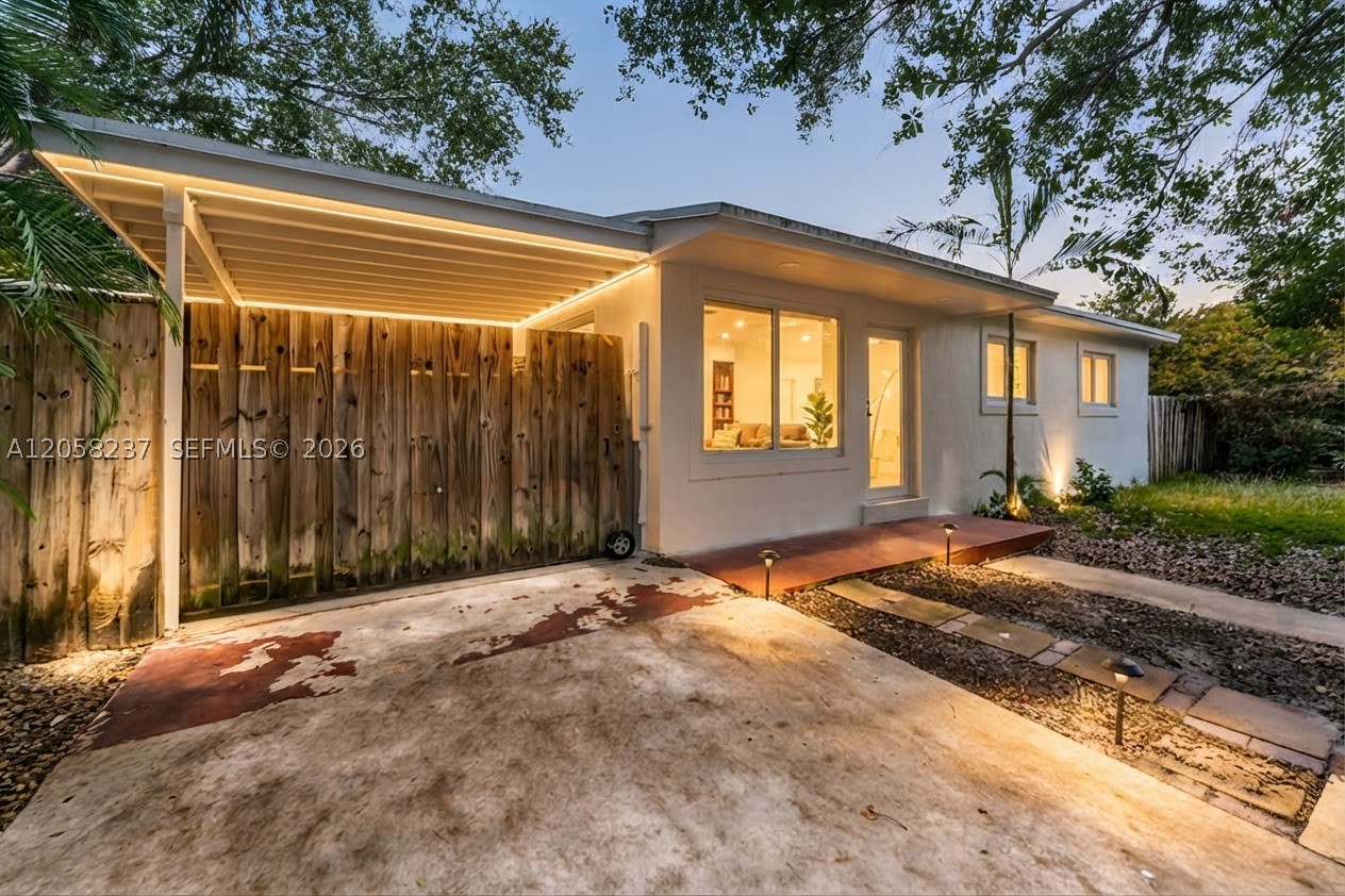 LAKE FOREST SEC 4 - Residential