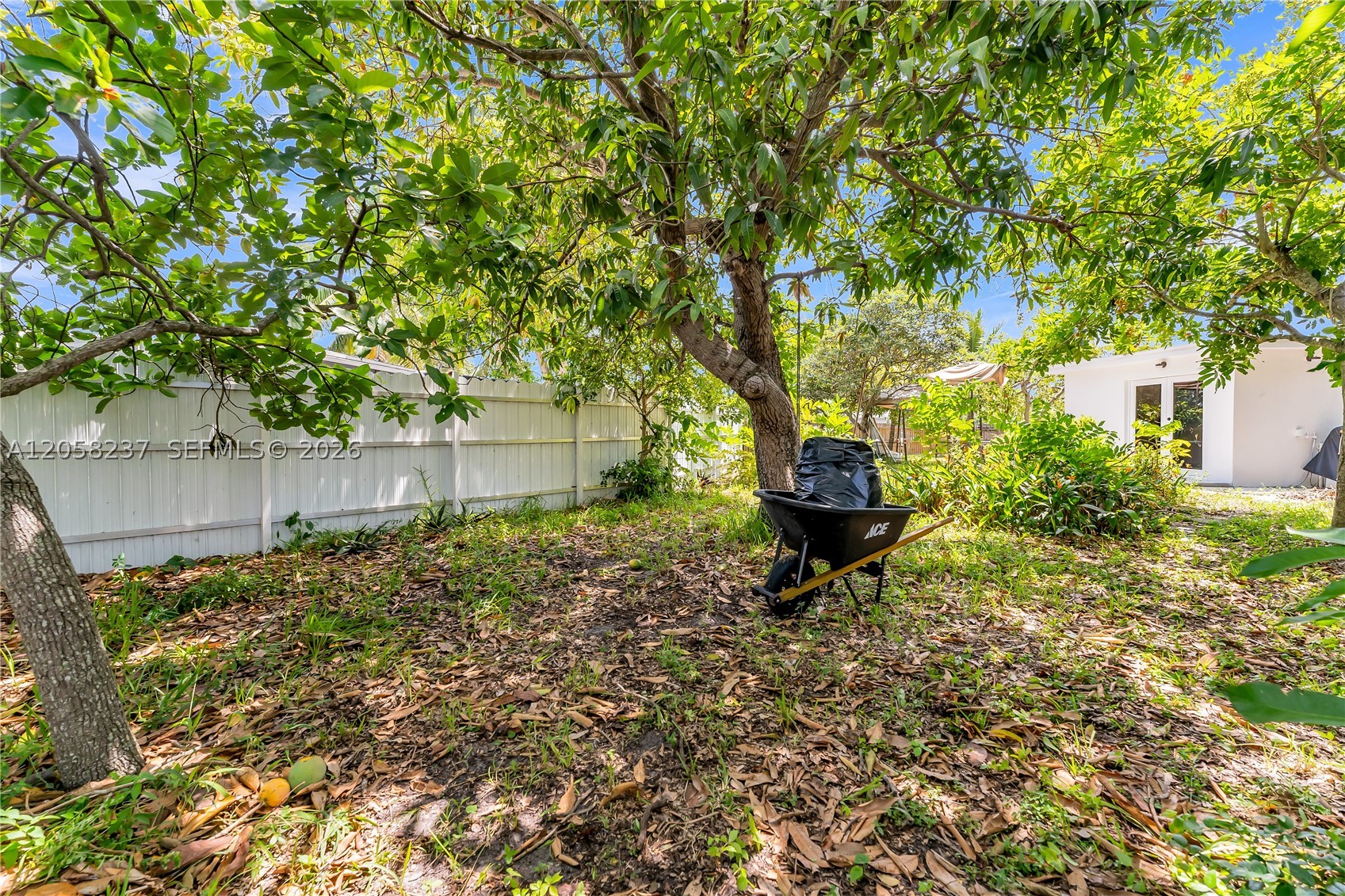 LAKE FOREST SEC 4 - Residential