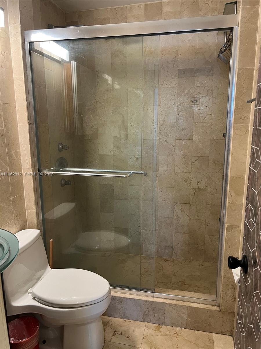 915 BLDG INC CONDO - Residential