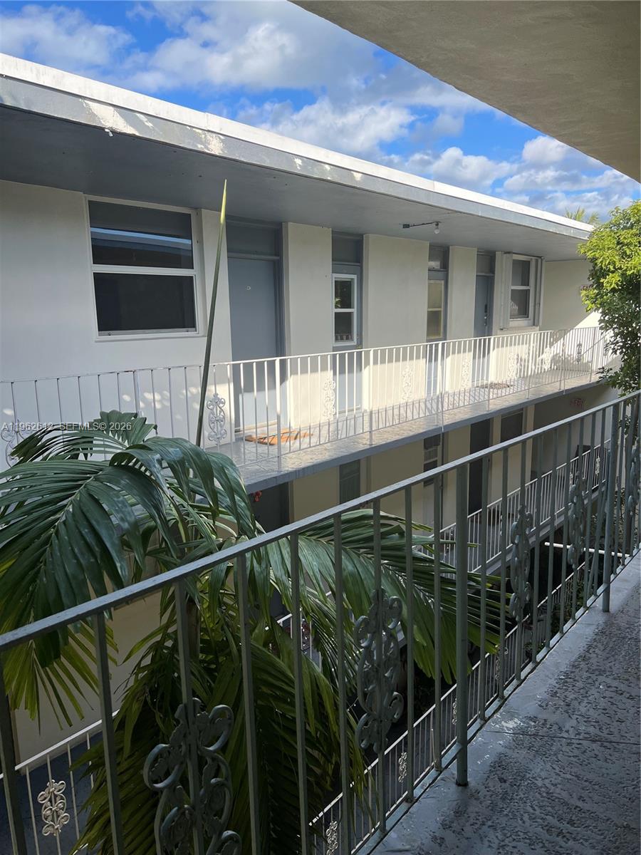 915 BLDG INC CONDO - Residential
