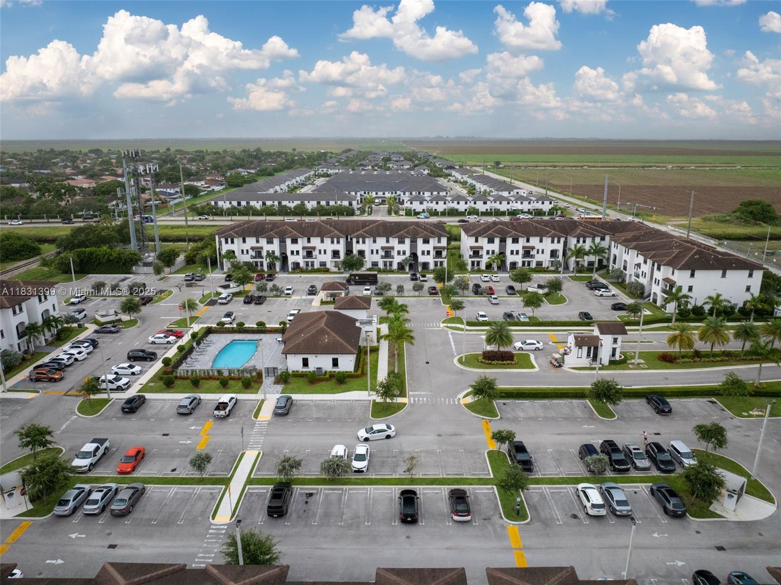 CENTURY PARK SOUTH - Residential