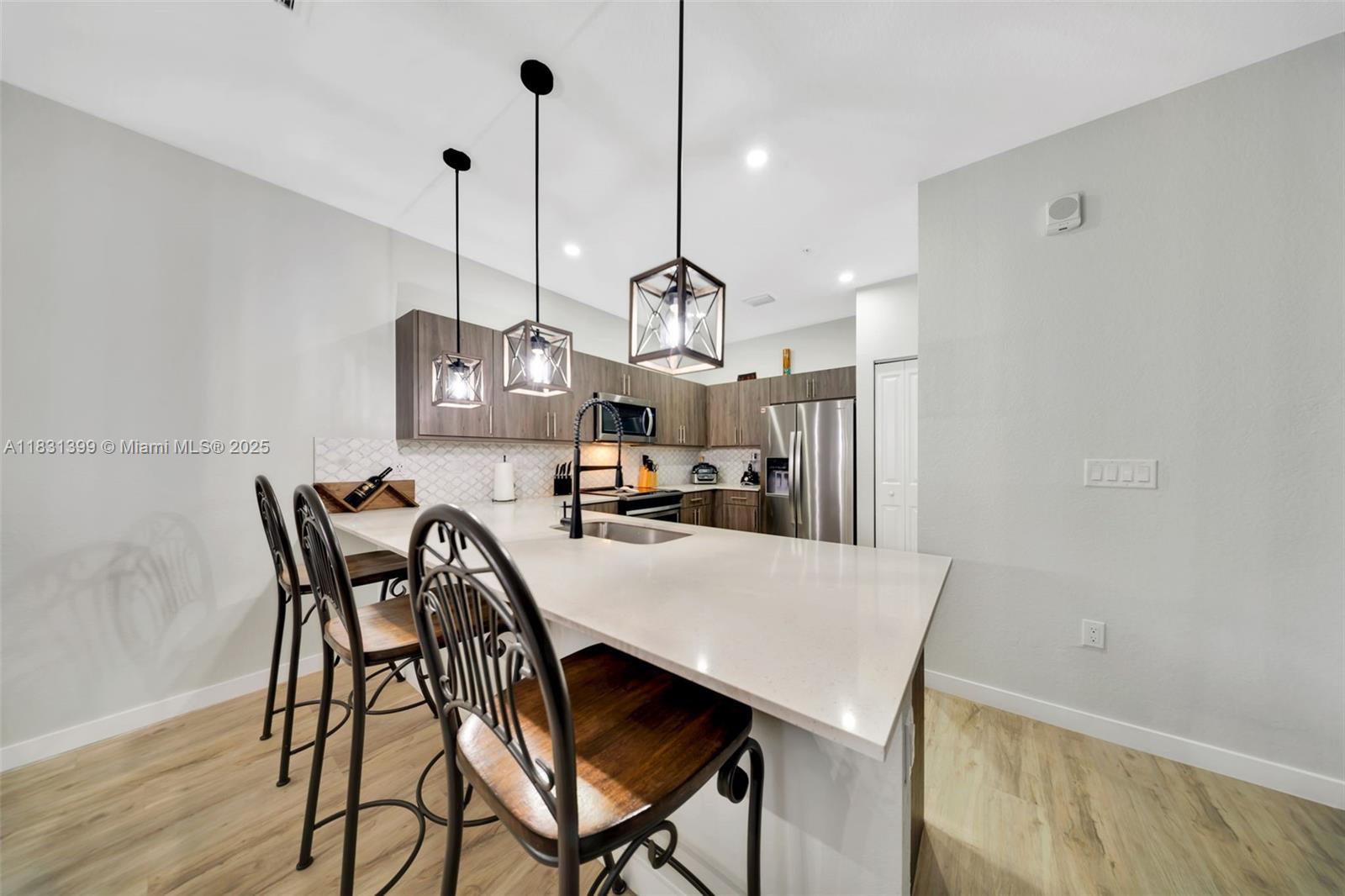 CENTURY PARK SOUTH - Residential