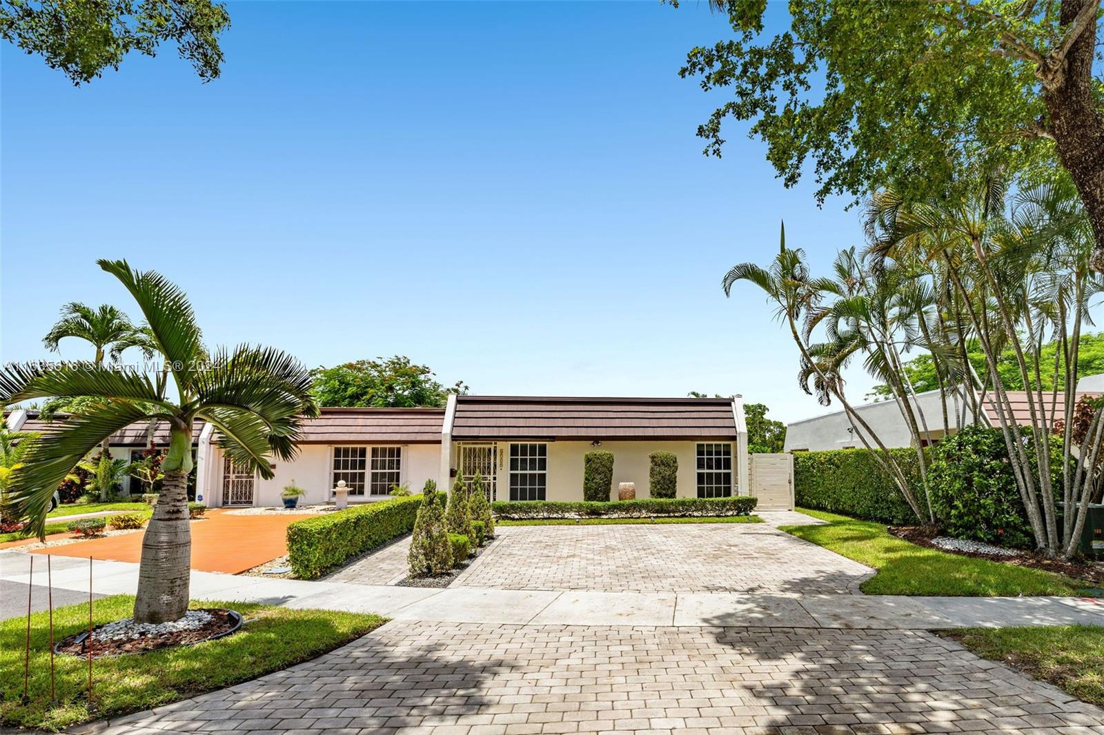 MIAMI LAKES LAKE HILDA TO - Residential