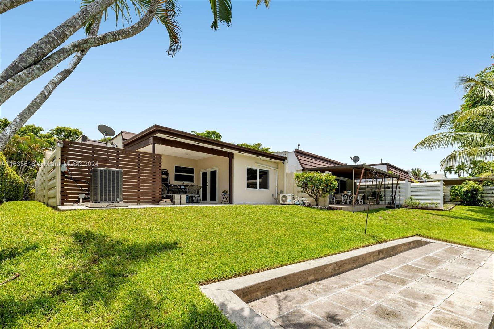 MIAMI LAKES LAKE HILDA TO - Residential