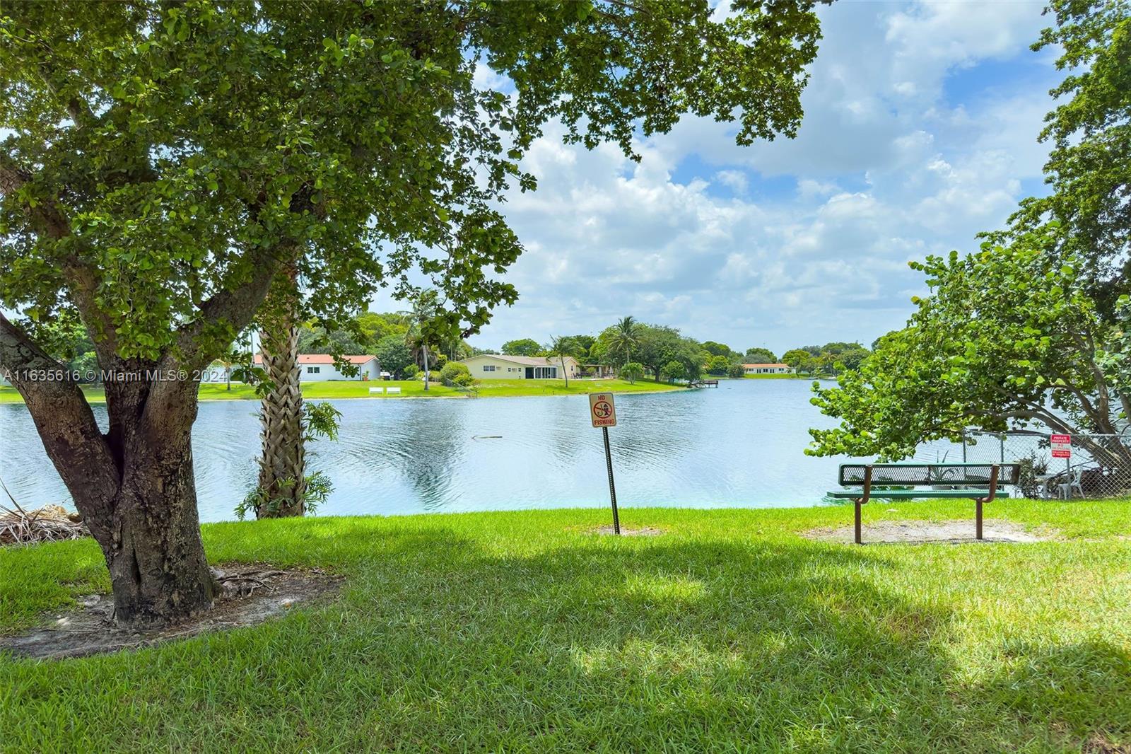 MIAMI LAKES LAKE HILDA TO - Residential