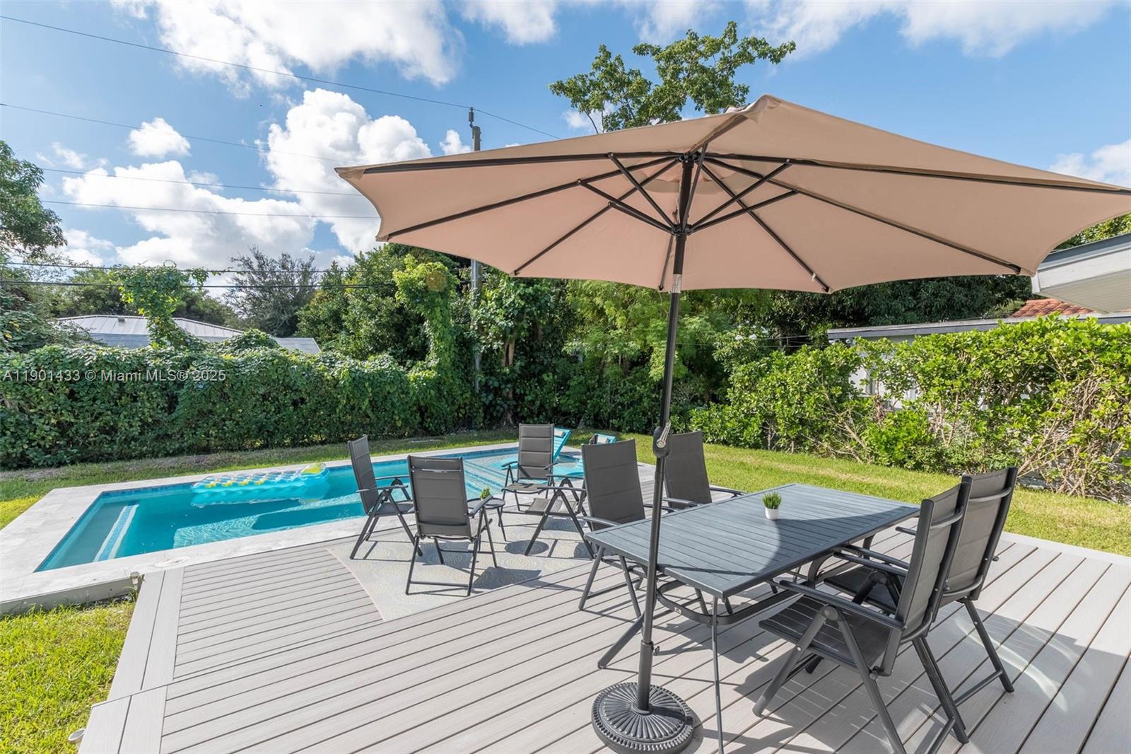 BRENTWOOD - Residential