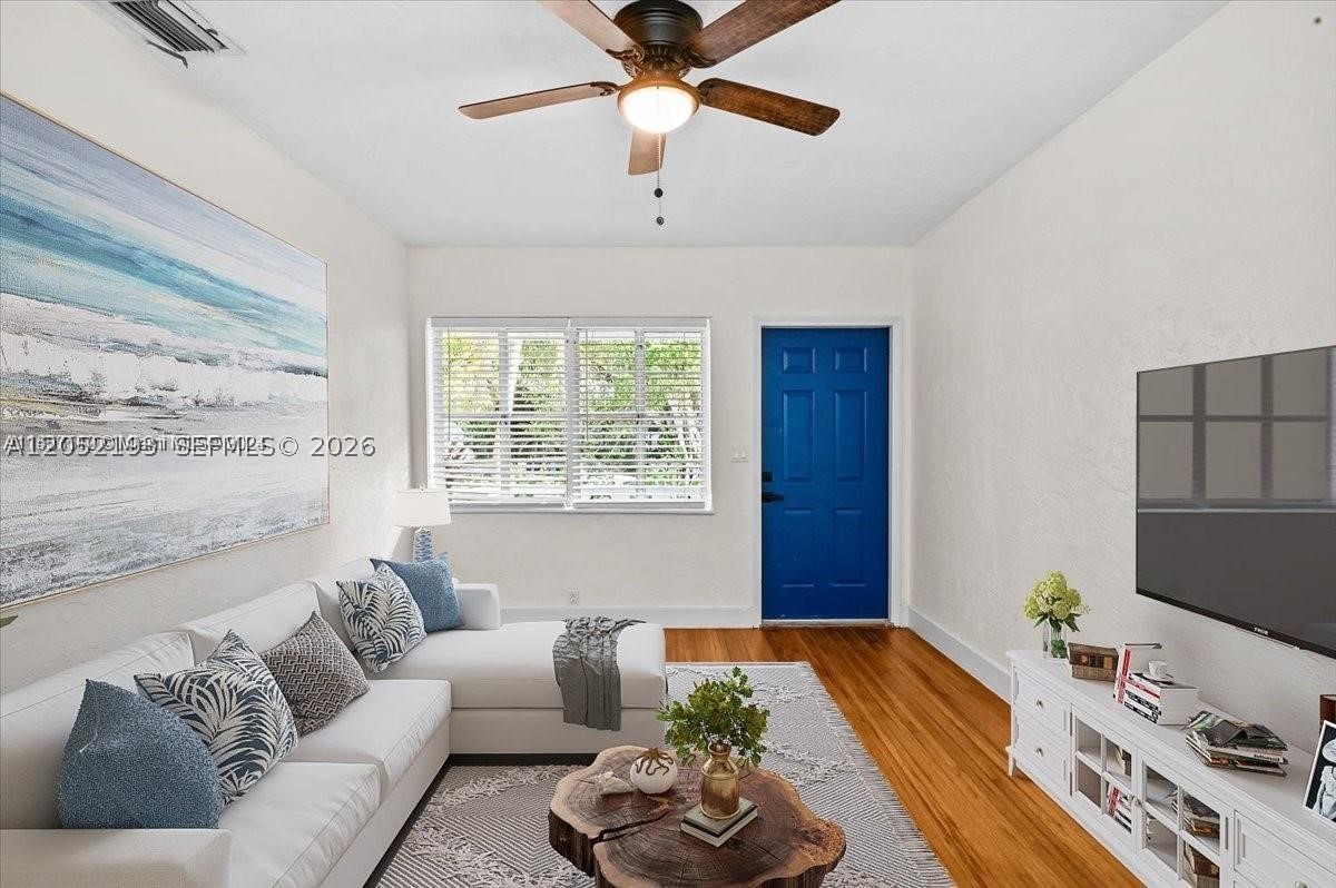 EAST SHENANDOAH - Residential Lease
