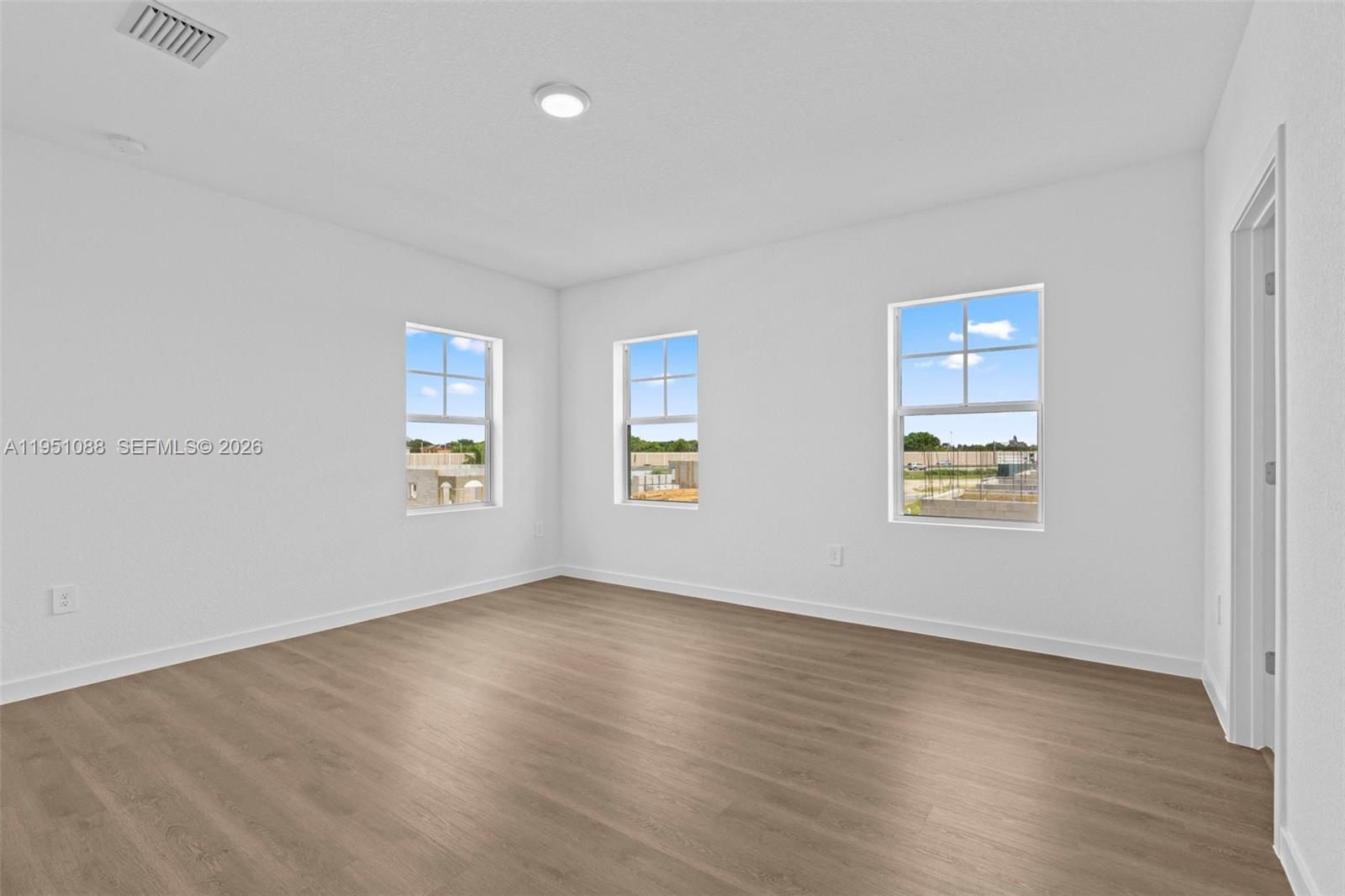 SUNRISE ESTATES - Residential