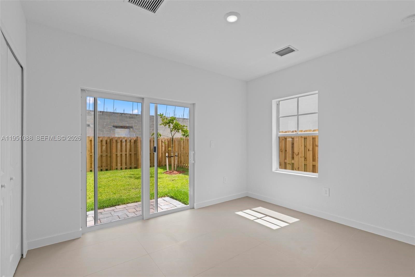 SUNRISE ESTATES - Residential