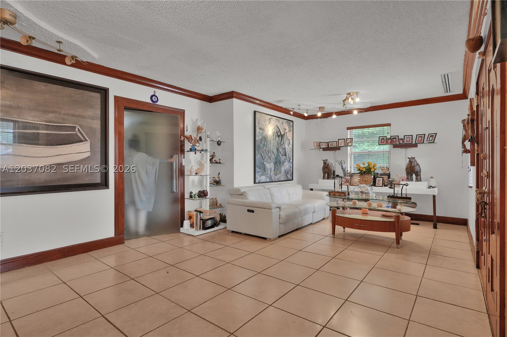 SWEETWATER ESTS SUB - Residential