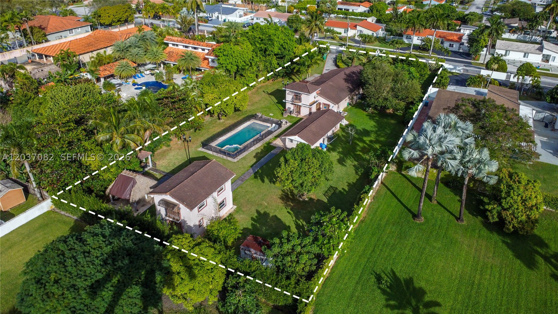 SWEETWATER ESTS SUB - Residential