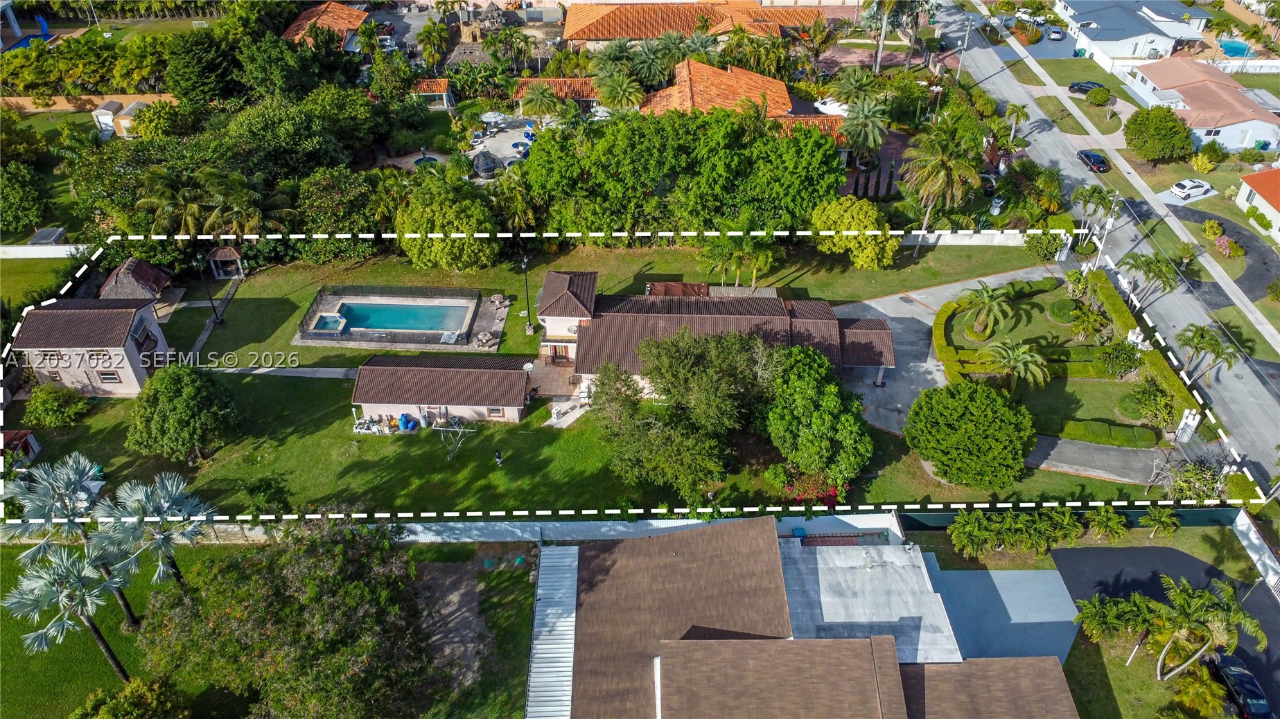 SWEETWATER ESTS SUB - Residential