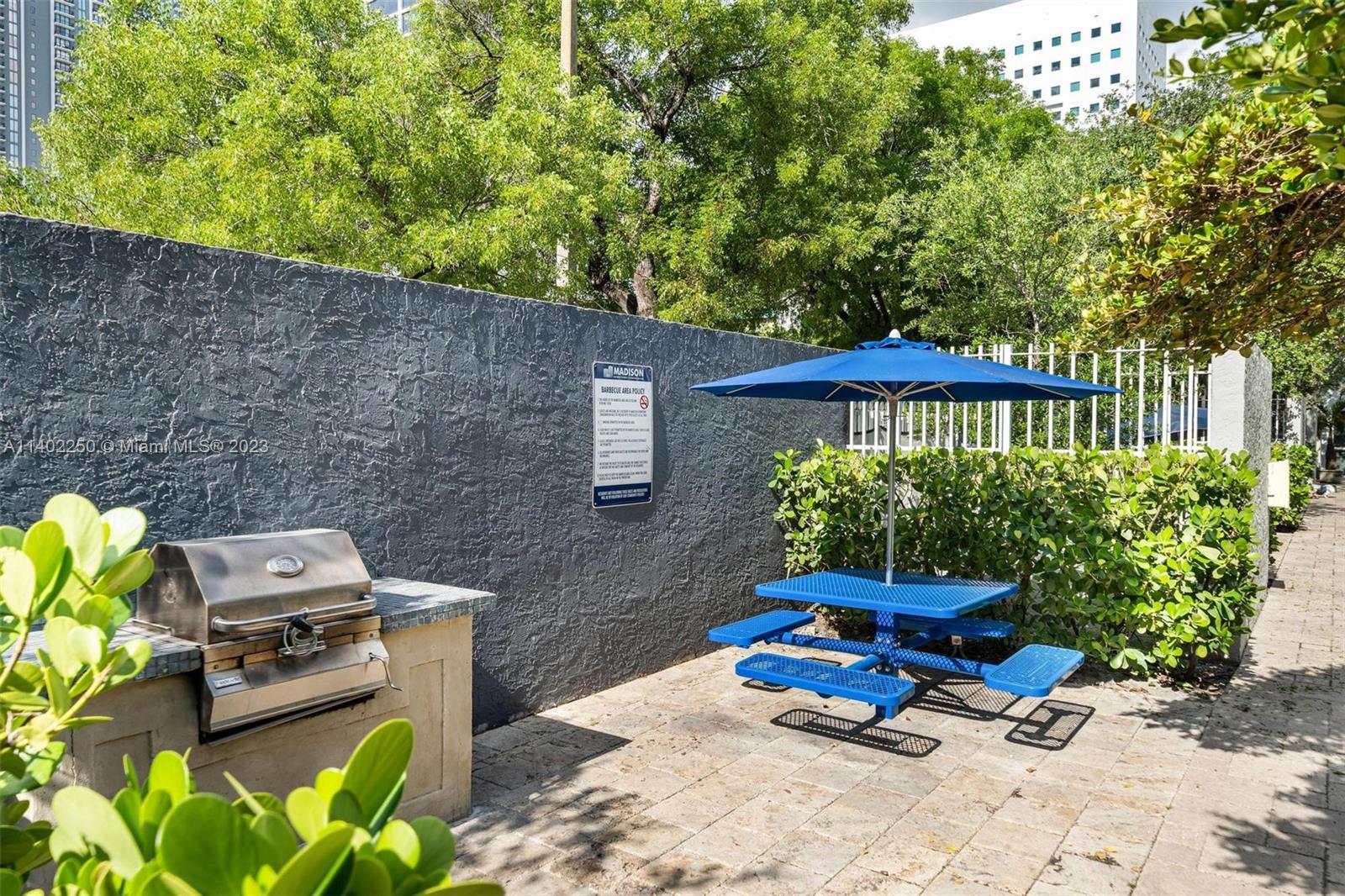 MADISON DOWNTOWN CONDO - Residential