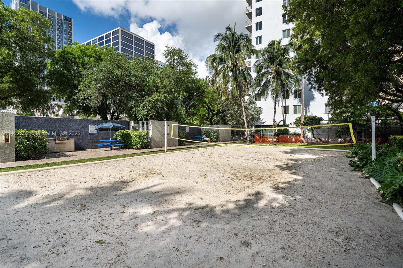 MADISON DOWNTOWN CONDO - Residential