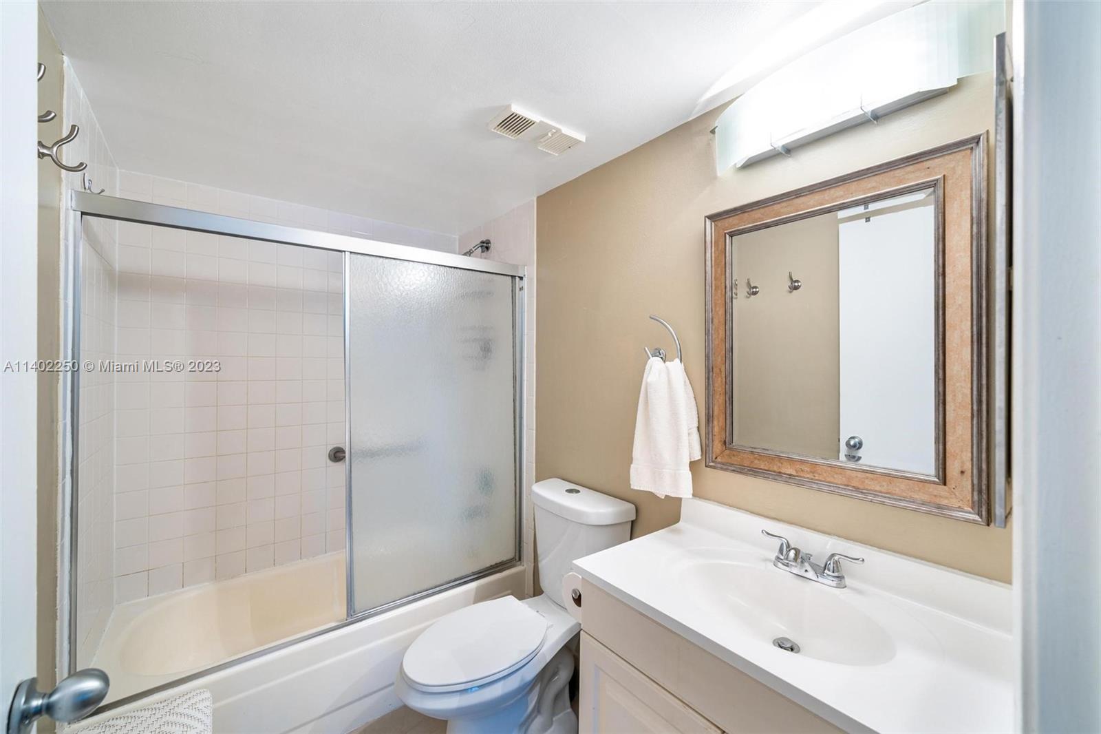 MADISON DOWNTOWN CONDO - Residential