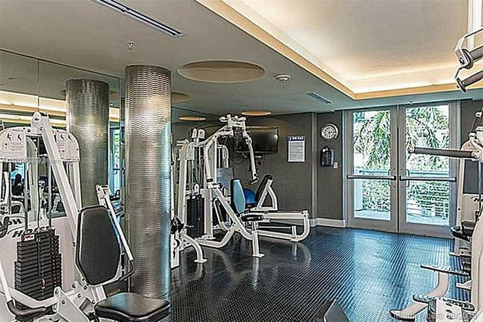 Location, Location, Location! Live in the heart of South Of Fifth surrounded by the best restaurants in town and just a block away to the beach. Nice floor plan, lots of natural light, big walking closet, big balcony, washer and dryer in the unit.