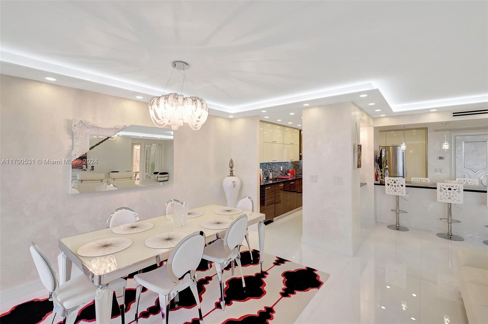 BALMORAL CONDO - Residential