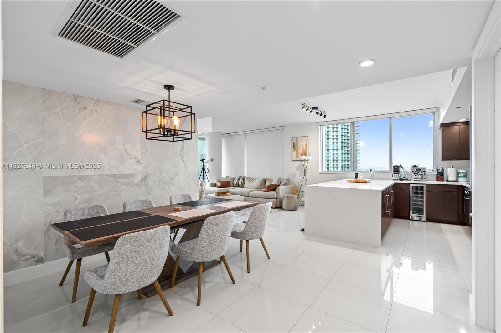 MINT CONDO - Residential Lease