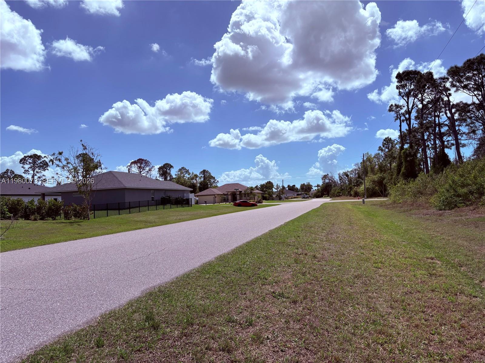 ROTONDA LAKES - Land