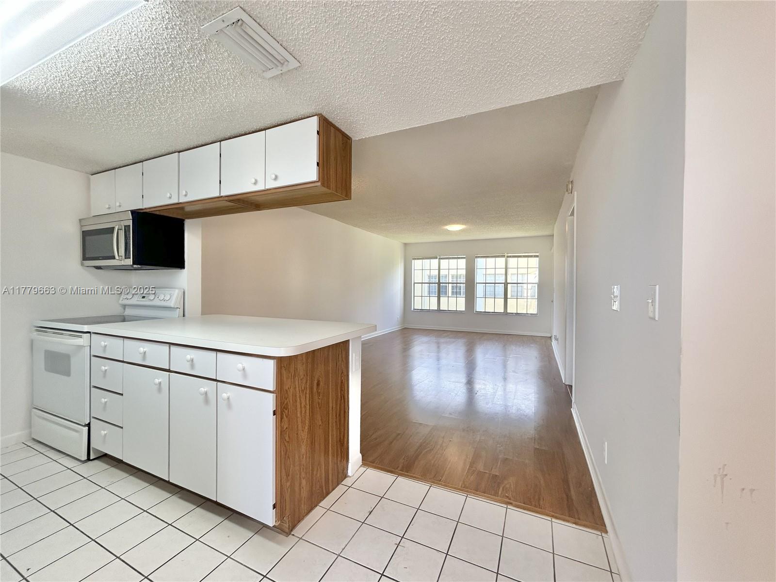 ADDISON POINTE AT BOCA RA - Residential Lease