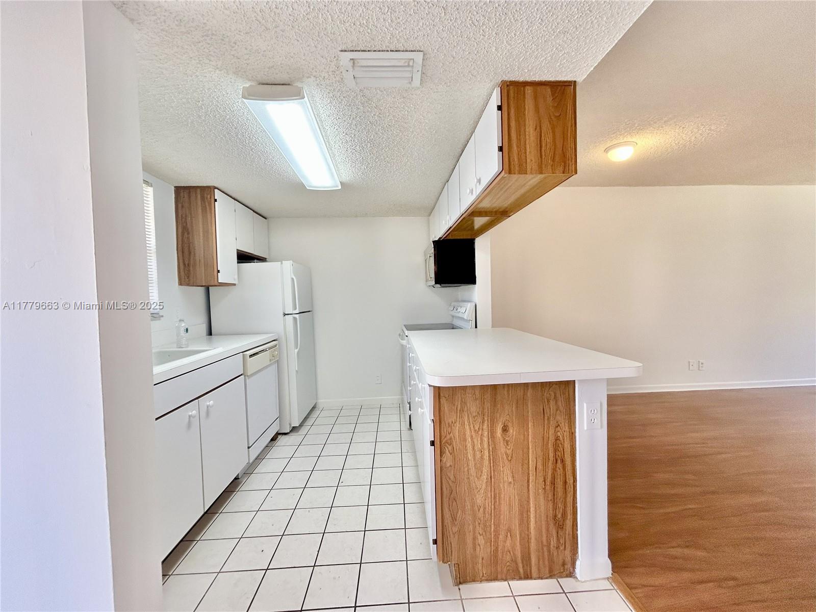 ADDISON POINTE AT BOCA RA - Residential Lease