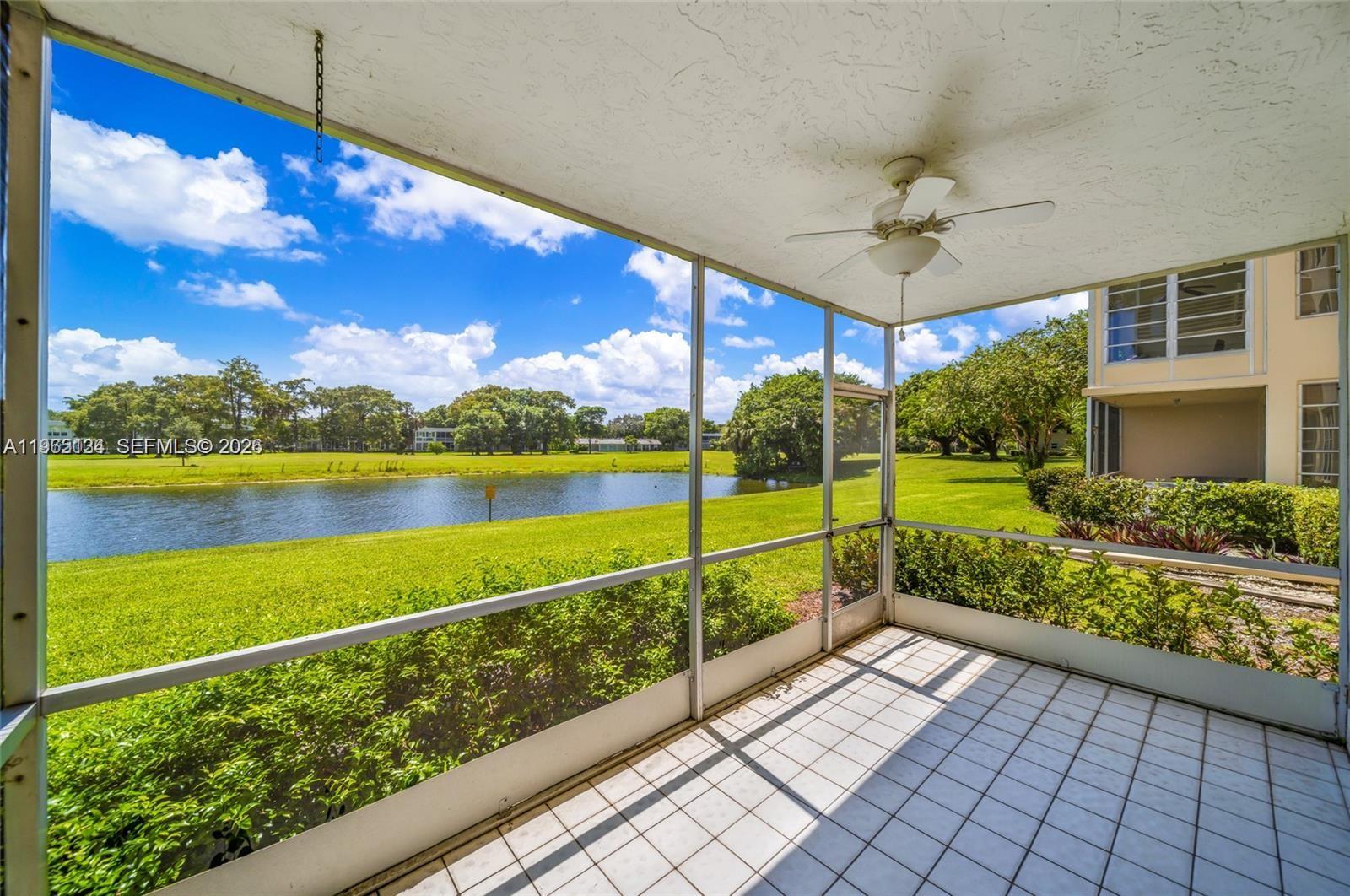 NO 102 PALM-AIRE COUNTRY - Residential