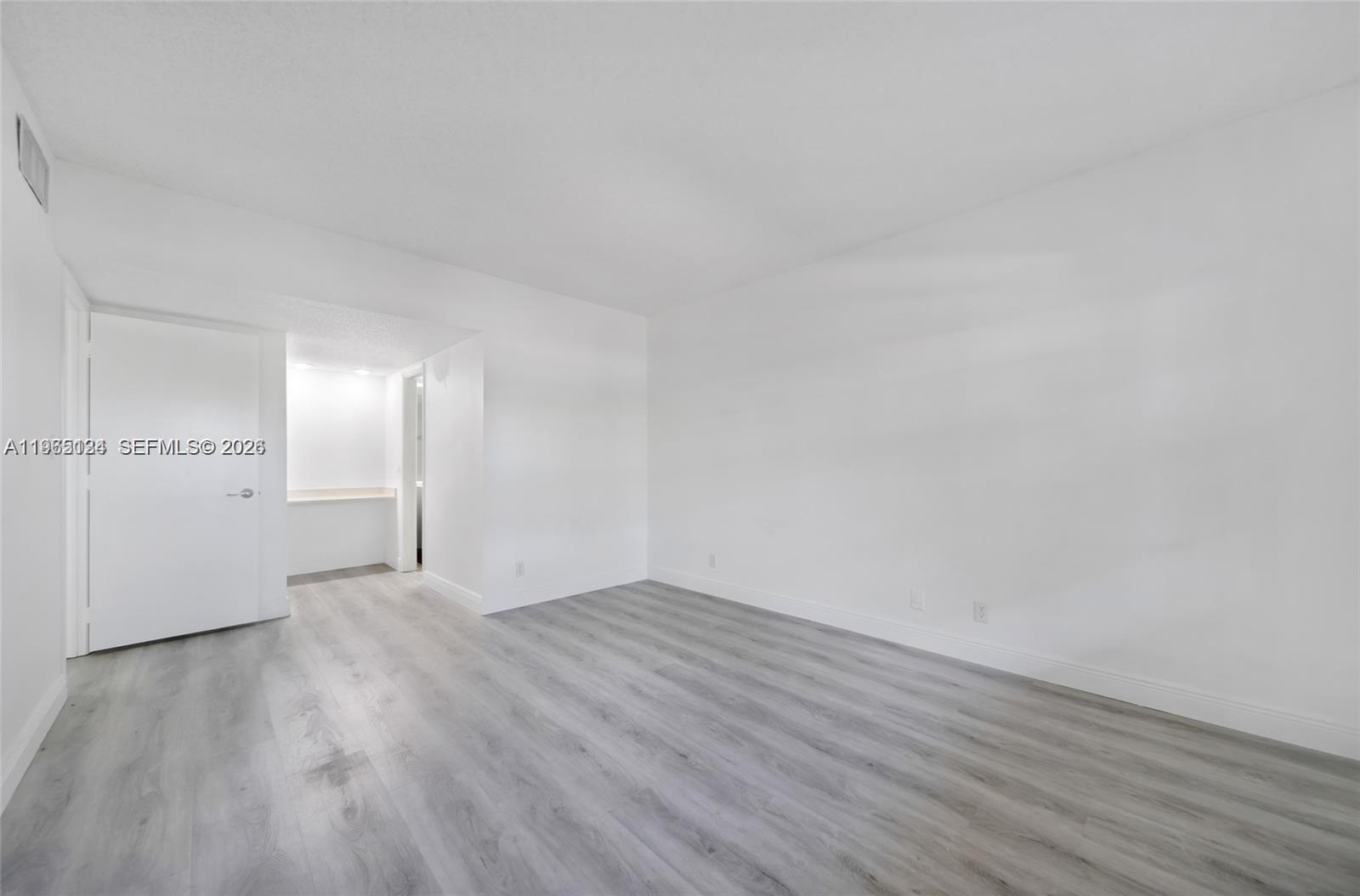 NO 102 PALM-AIRE COUNTRY - Residential
