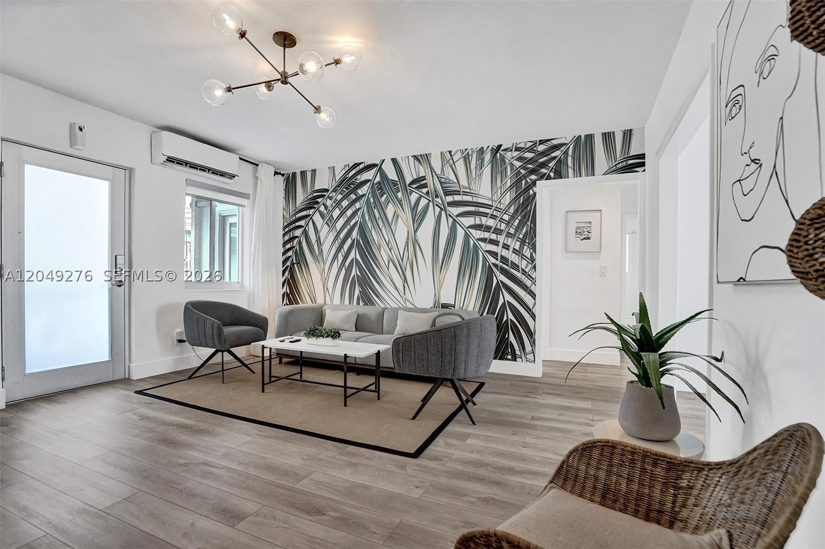 BAY LINCOLN - Residential Lease