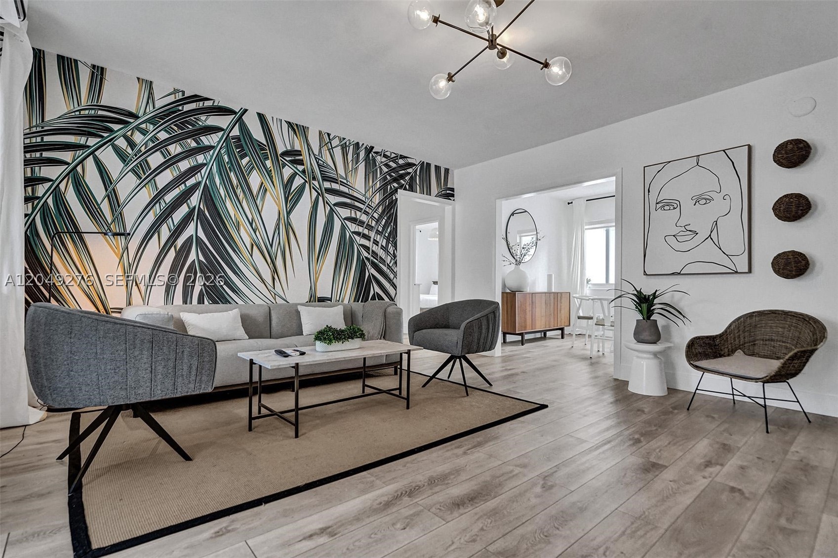 BAY LINCOLN - Residential Lease