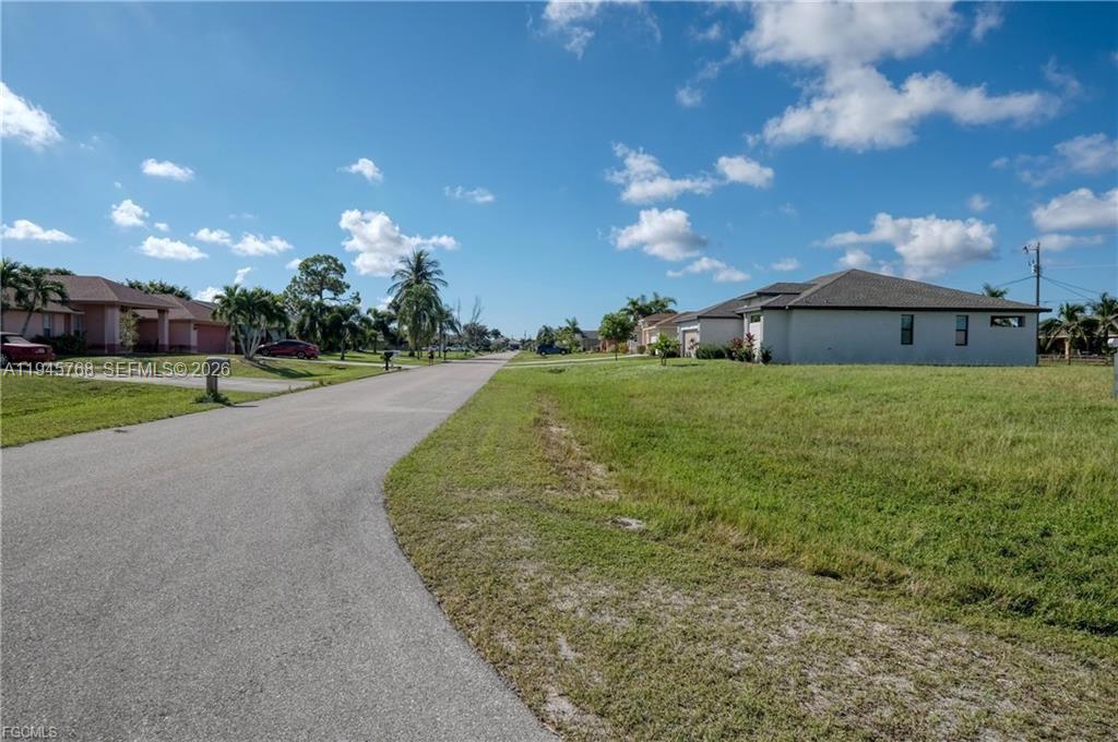 CAPE CORAL - Land