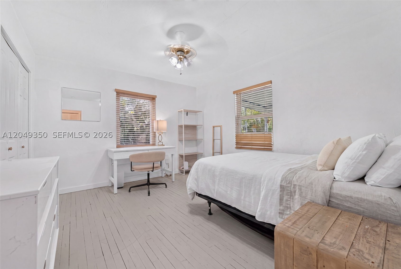 UNIVERSITY MNR - Residential Lease