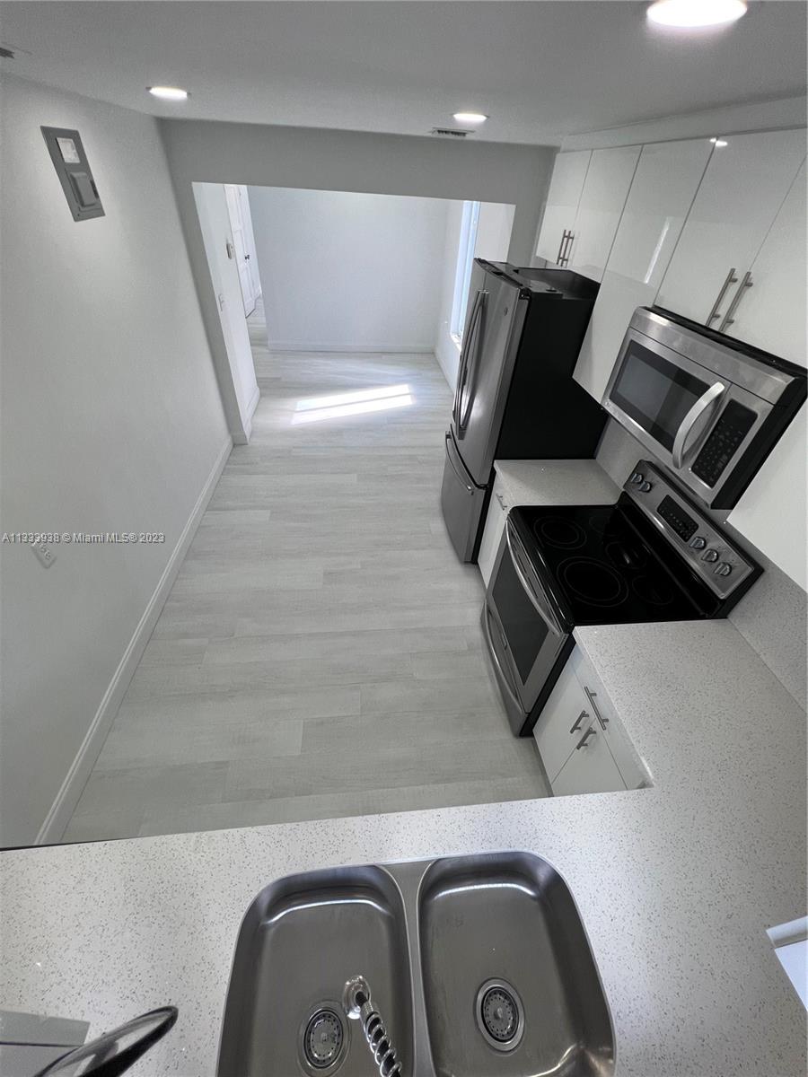 SUNNYSIDE ESTATES - Residential