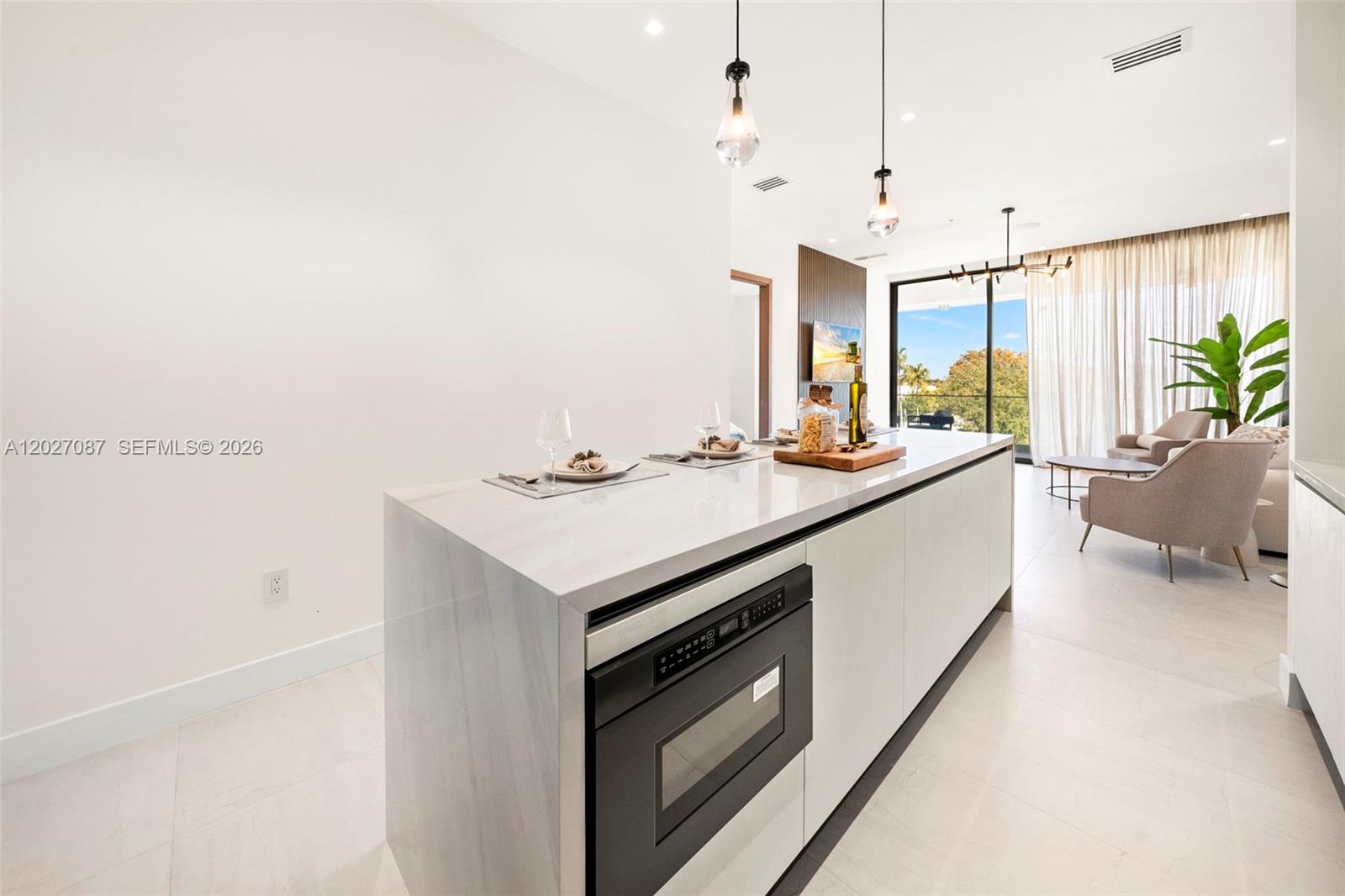 DELRAY TOWN OF - Residential Lease