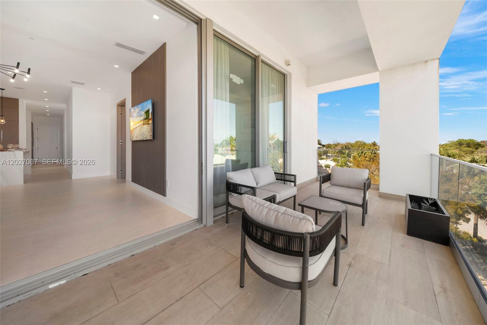 DELRAY TOWN OF - Residential Lease
