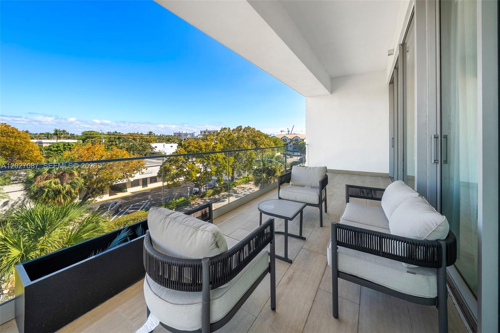 DELRAY TOWN OF - Residential Lease